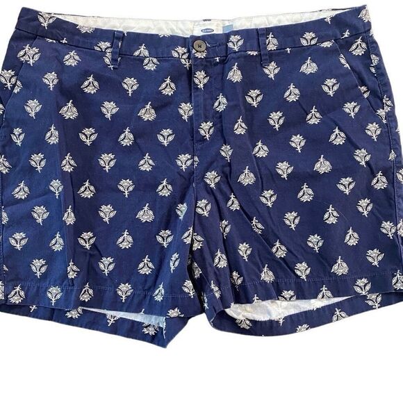 Old Navy size 16 navy blue white design shorts - Picture 1 of 4